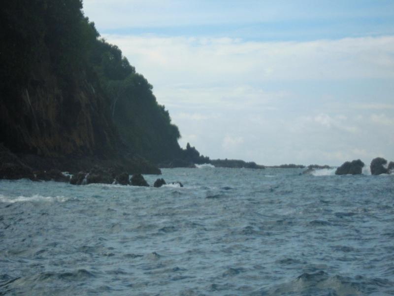 Melihat Keindahan Patung Raja Mantri di Pantai Pangandaran